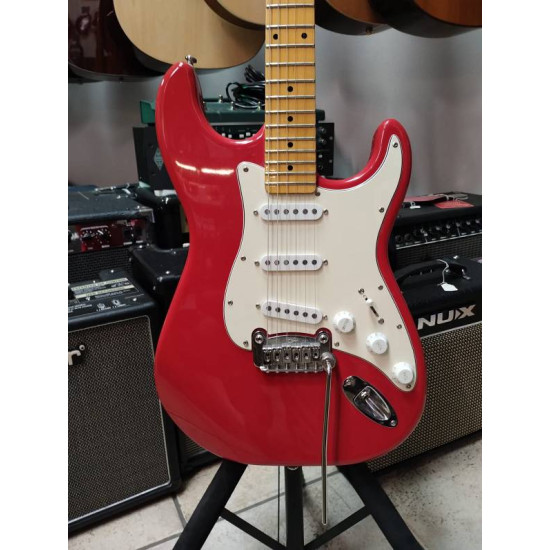 G&L Tribute Legacy Maple Neck Fiesta Red 2nd