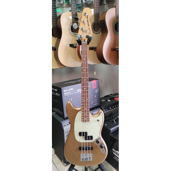 Fender Player Mustang Bass PJ PF Firemist Gold 2nd - SOLD!